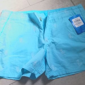 Columbia PFG women's shorts  light blue 6